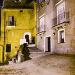 Largo Chianura 3*