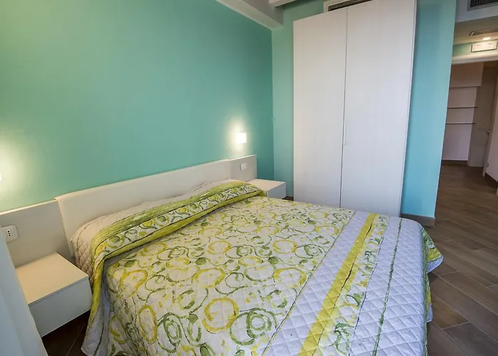 Pensjonat Largo Chianura 3*